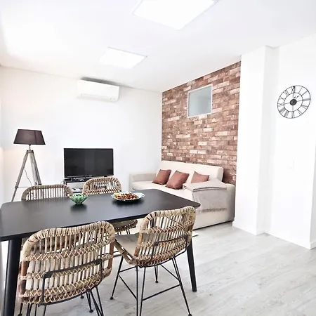 Akicity Graca Sun Apartment
